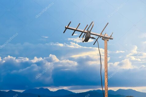 Compacte VHF Yagi antenne op mast